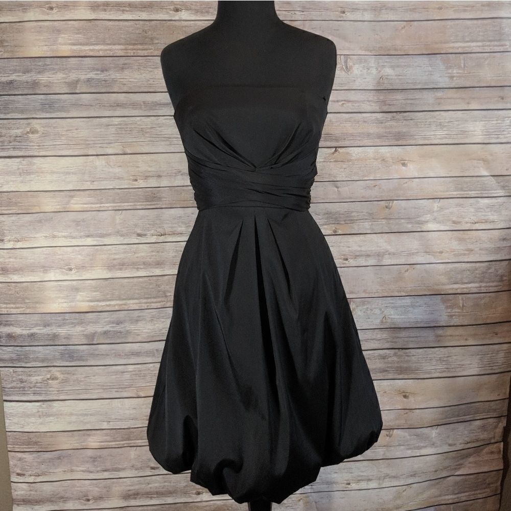 White House Black Market Bubble Dress Strapless